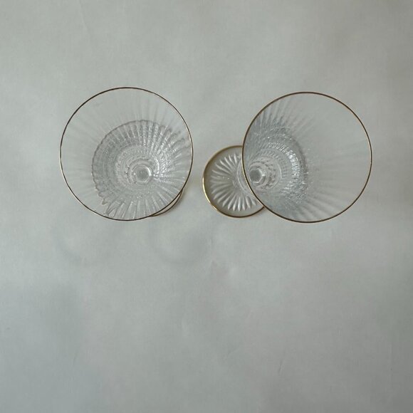 St. Louis Apollo Set of 2 Gold Rimmed Etched Crystal Champagne Flutes Glasses - Picture 2 of 3